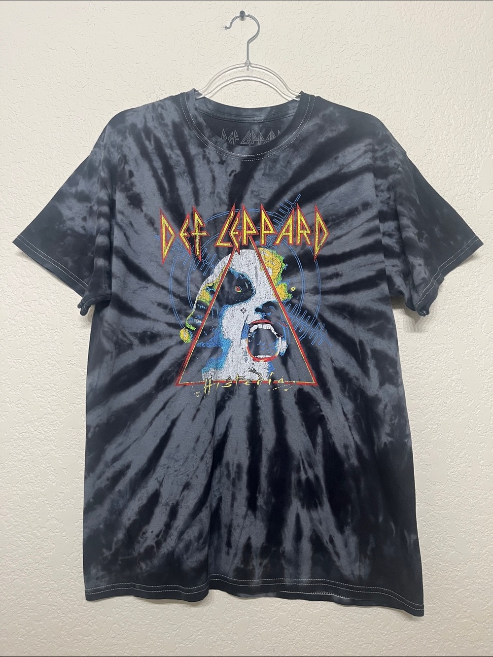 Def Leppard Y2K Men’s Large Vintage Black Tie-Dye Graphic T-Shirt